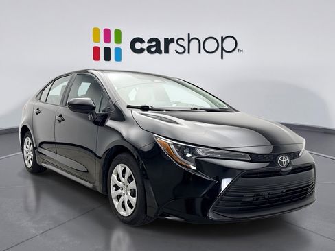 Used 2024 Toyota Corolla LE image 7