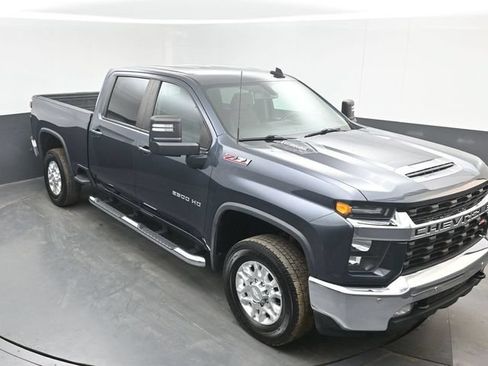 Used 2020 Chevrolet Silverado 2500 LT w/ All Star Edition AWD/4WD image 32