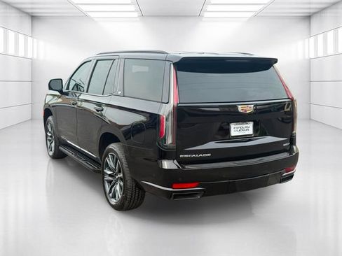 Used 2024 Cadillac Escalade Sport w/ Touring Package AWD/4WD image 7