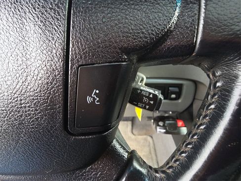 Used 2010 Toyota Tundra Limited image 20