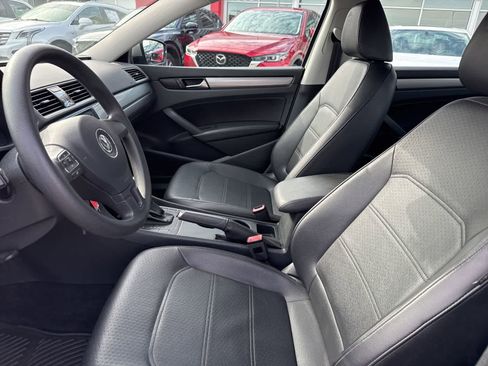 Used 2013 Volkswagen Passat Wolfsburg Edition image 15