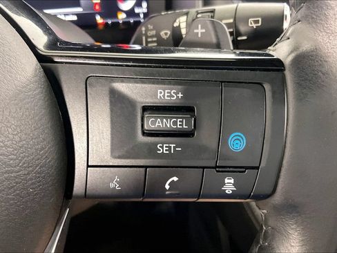 Used 2021 Nissan Rogue Platinum AWD/4WD image 26