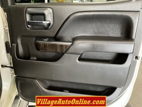 Used 2015 GMC Sierra 1500 Denali w/ Driver Alert Package AWD/4WD image 39