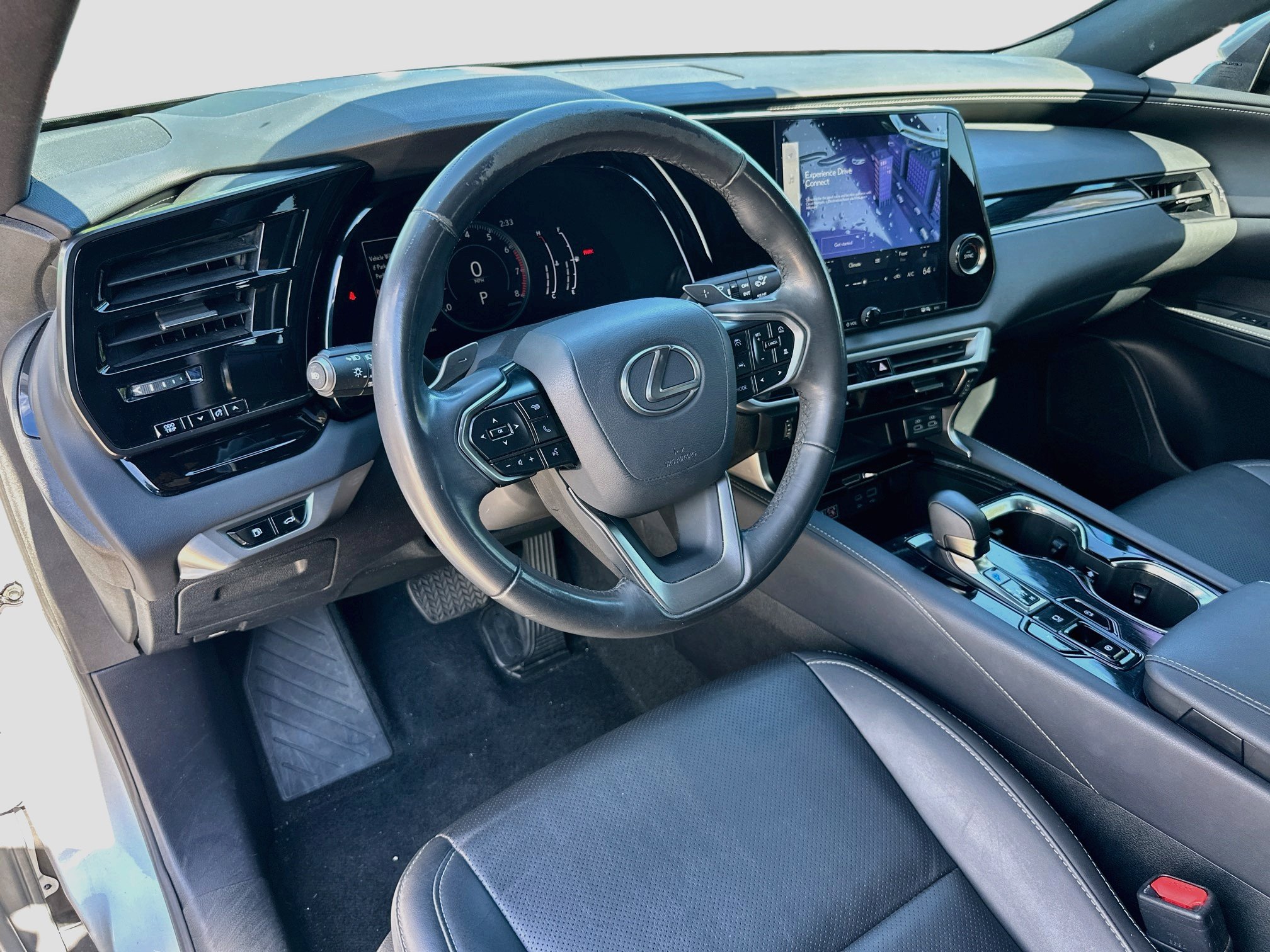 Used 2024 Lexus RX 350 FWD w/ Technology Package image 9