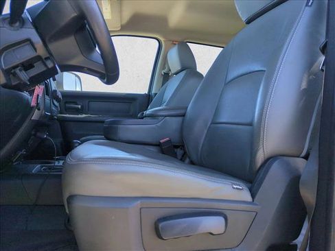 Used 2015 RAM 2500 Tradesman w/ Chrome Appearance Group image 14