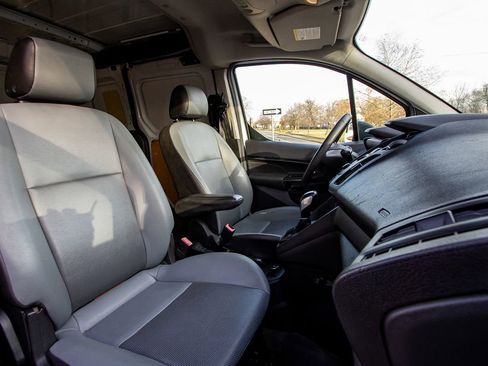 Used 2016 Ford Transit Connect XL image 19