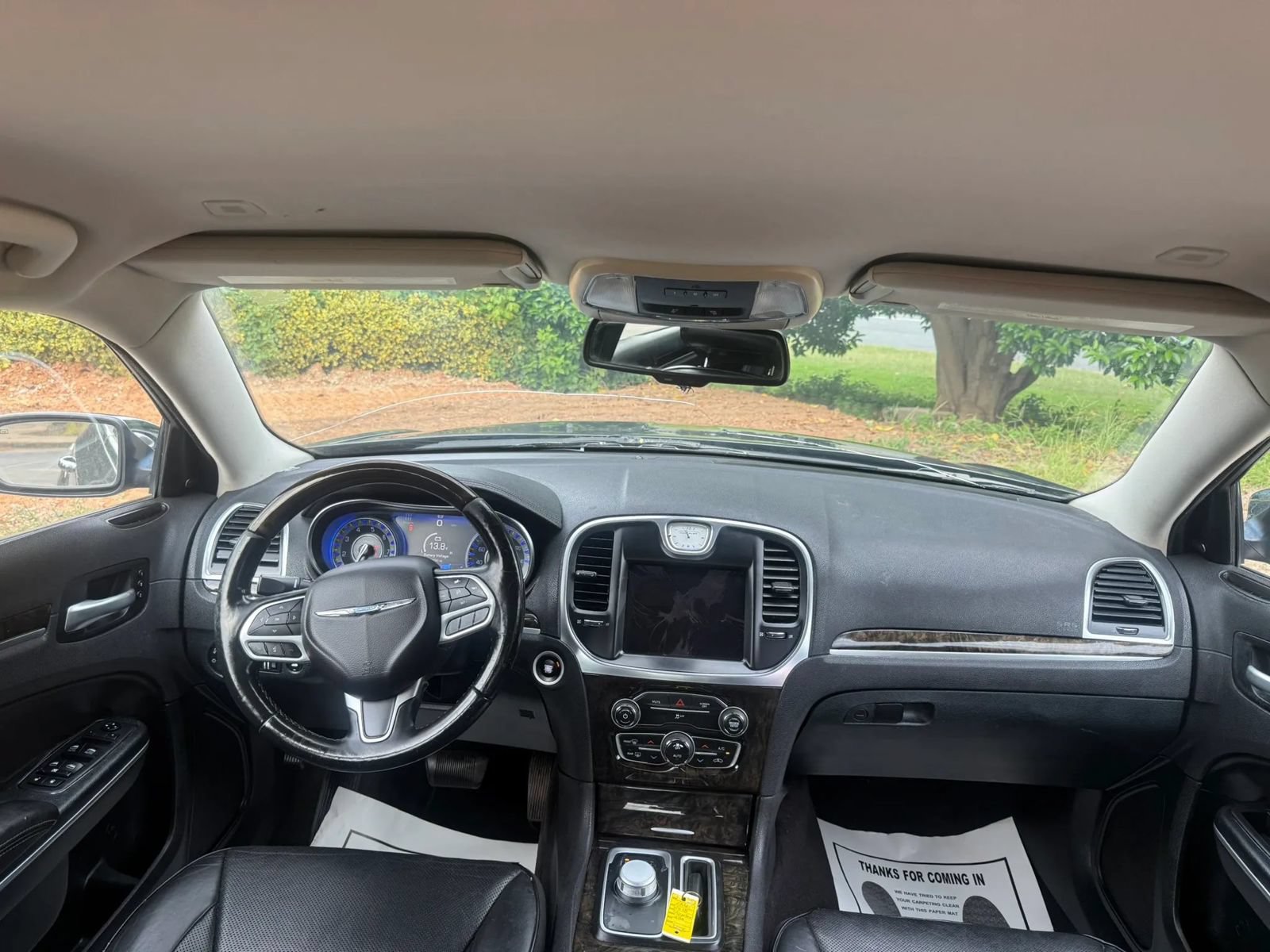 Used 2018 Chrysler 300 Limited AWD/4WD image 11