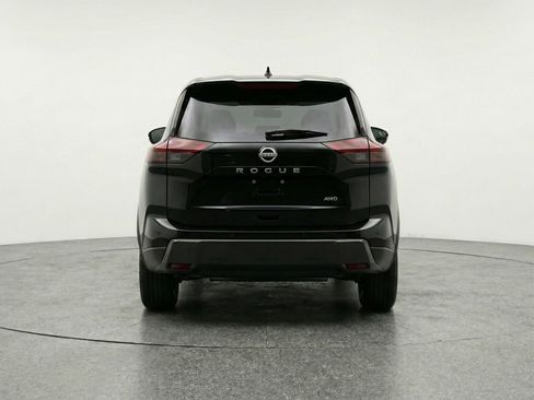 Used 2025 Nissan Rogue SV FWD image 7