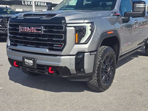 Used 2026 GMC Sierra 2500 AT4 w/ AT4 Premium Plus Package AWD/4WD image 11