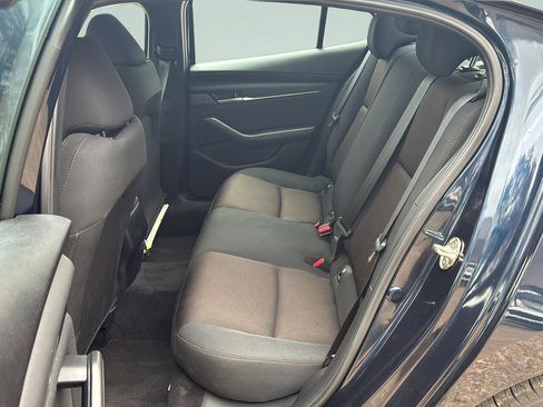 Used 2024 MAZDA MAZDA3 s image 23