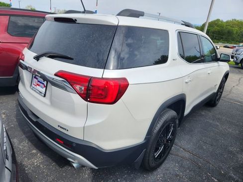 Used 2019 GMC Acadia SLT AWD/4WD image 3