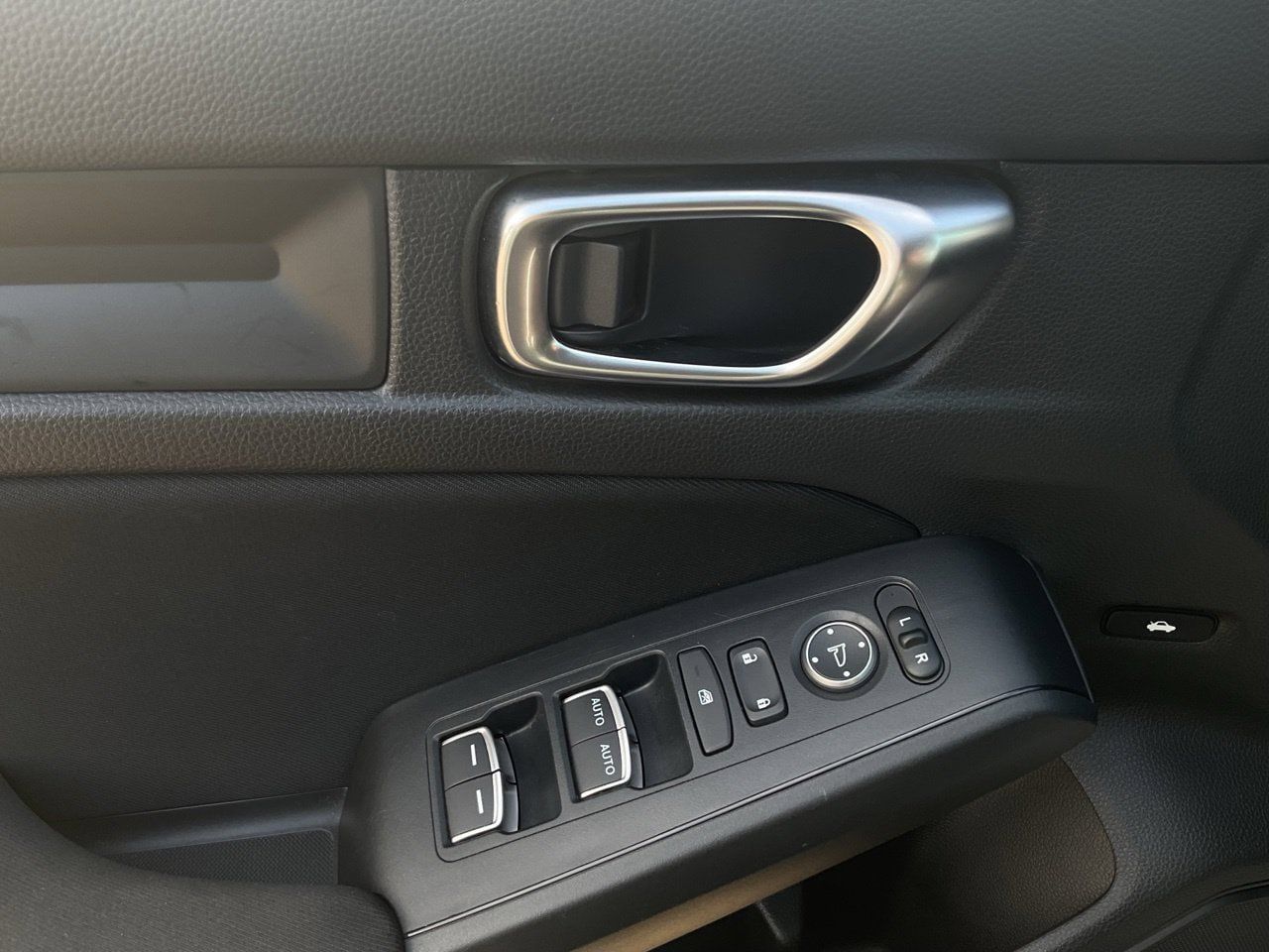 Used 2025 Honda Civic Sport image 20