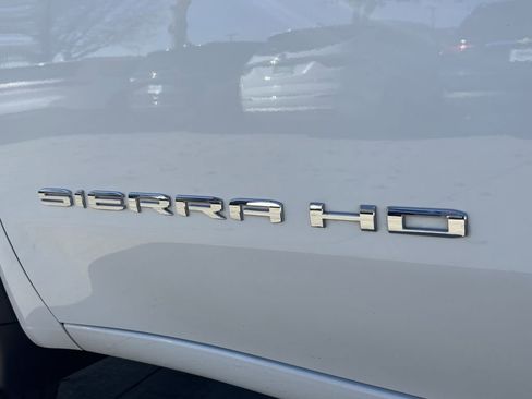 Used 2024 GMC Sierra 2500 Pro w/ Convenience Package image 9