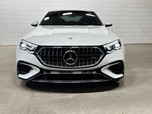 Used 2025 Mercedes-Benz E 53 AMG e 4MATIC Sedan image 9