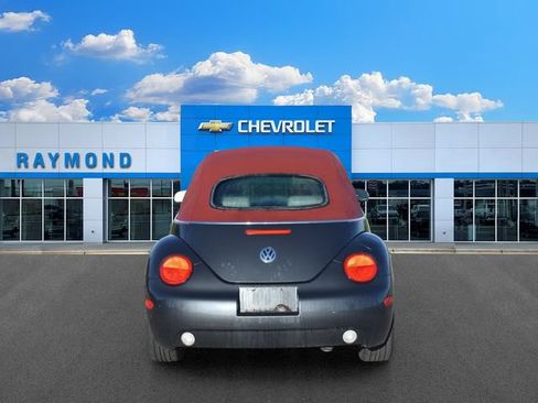 Used 2005 Volkswagen Beetle GLS FWD image 4