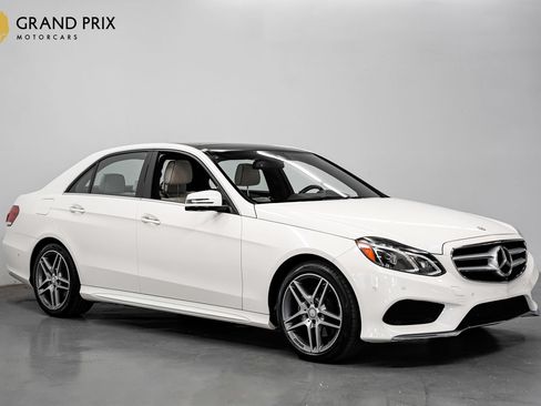 Used 2015 Mercedes-Benz E 400 Sedan image 1
