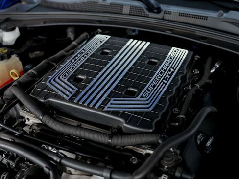 Used 2017 Chevrolet Camaro ZL1 image 18