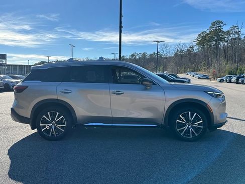 Used 2022 INFINITI QX60 Sensory w/ Vision Package image 14