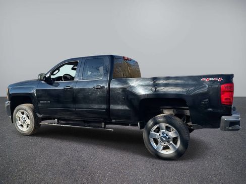 Used 2016 Chevrolet Silverado 2500 LT w/ LT Convenience Package image 2