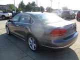 Used 2014 Volkswagen Passat 3.6 SEL Premium image 5