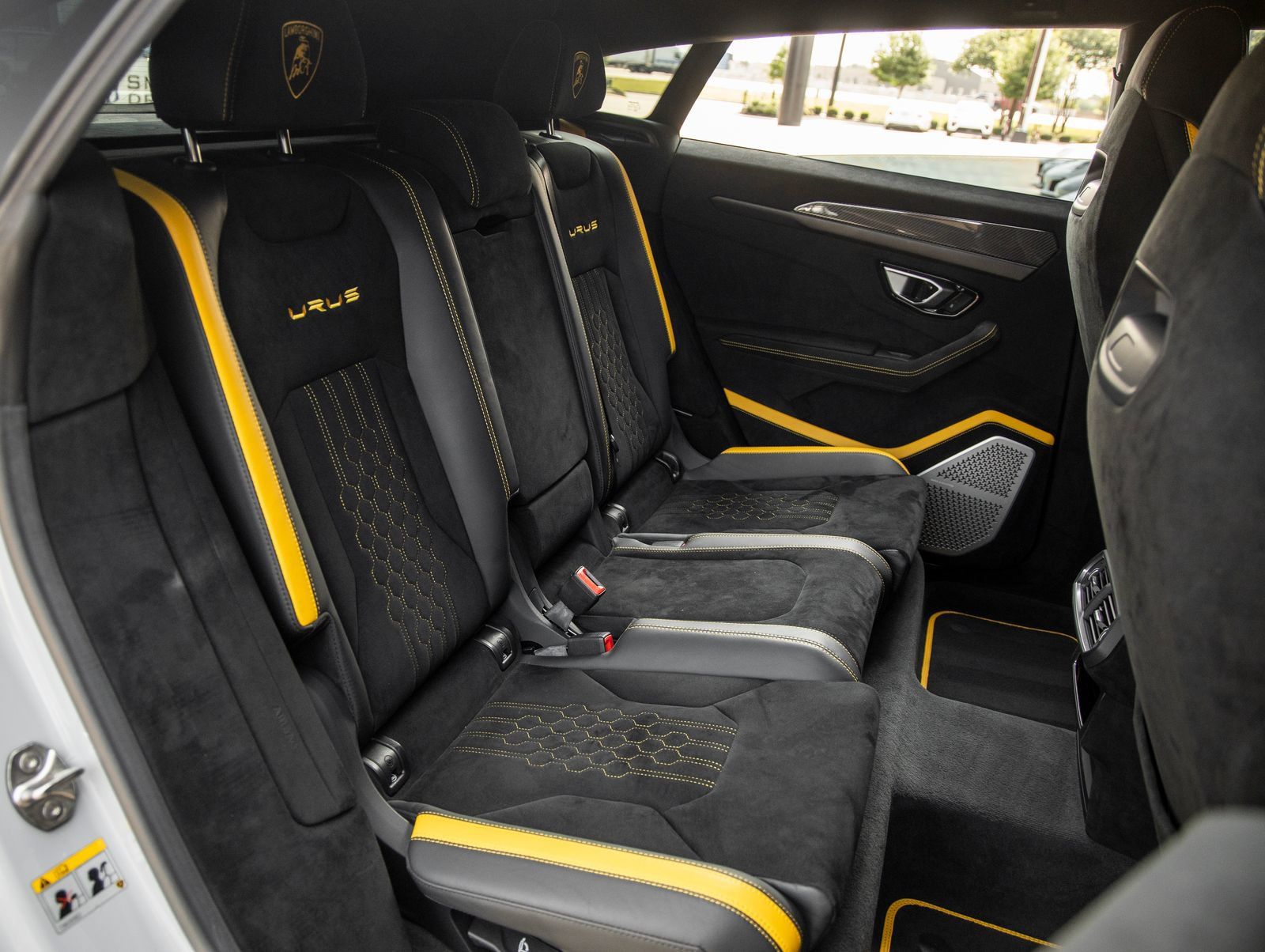 Used 2024 Lamborghini Urus Performante AWD/4WD image 49
