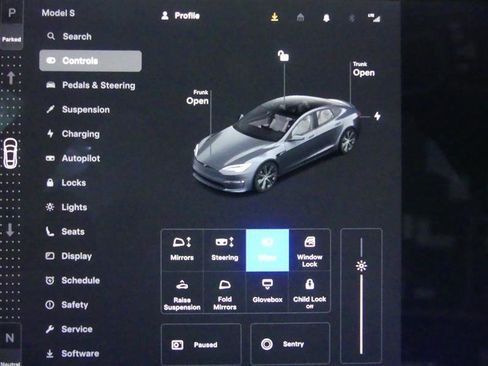 Used 2021 Tesla Model S Plaid image 13