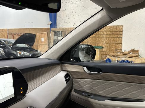 Used 2021 Hyundai Palisade Calligraphy image 22