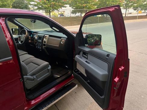 Used 2013 Ford F150 XLT w/ Luxury Equipment Group image 21