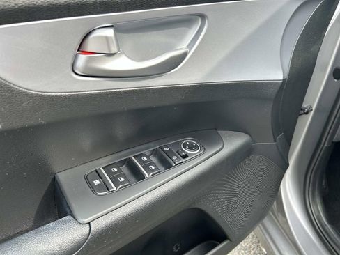 Certified 2023 Kia Forte LXS w/ LXS Technology Package image 16