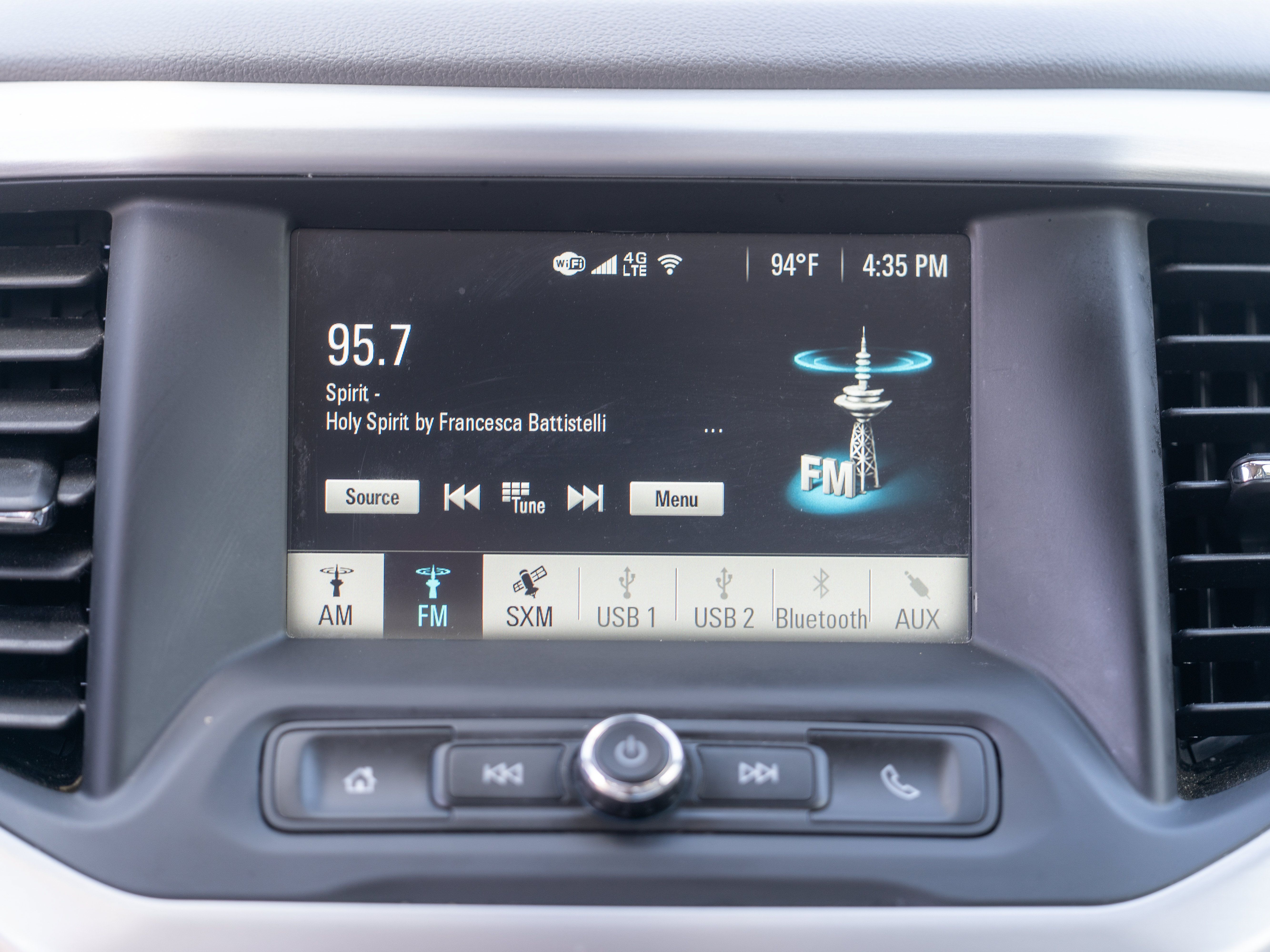 Used 2019 GMC Acadia SLE FWD image 28