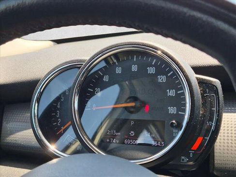 Used 2018 MINI Cooper 4-Door Hardtop FWD image 10