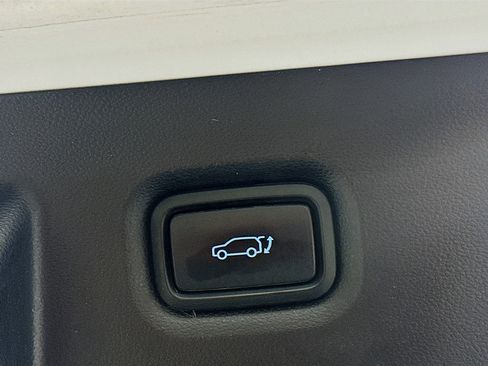 Used 2024 Hyundai Ioniq 5 SEL image 28