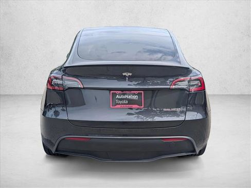 Used 2025 Tesla Model Y Performance AWD/4WD image 7