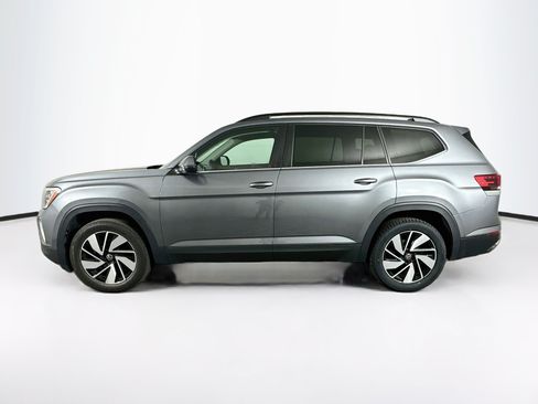 Used 2025 Volkswagen Atlas SE FWD image 4