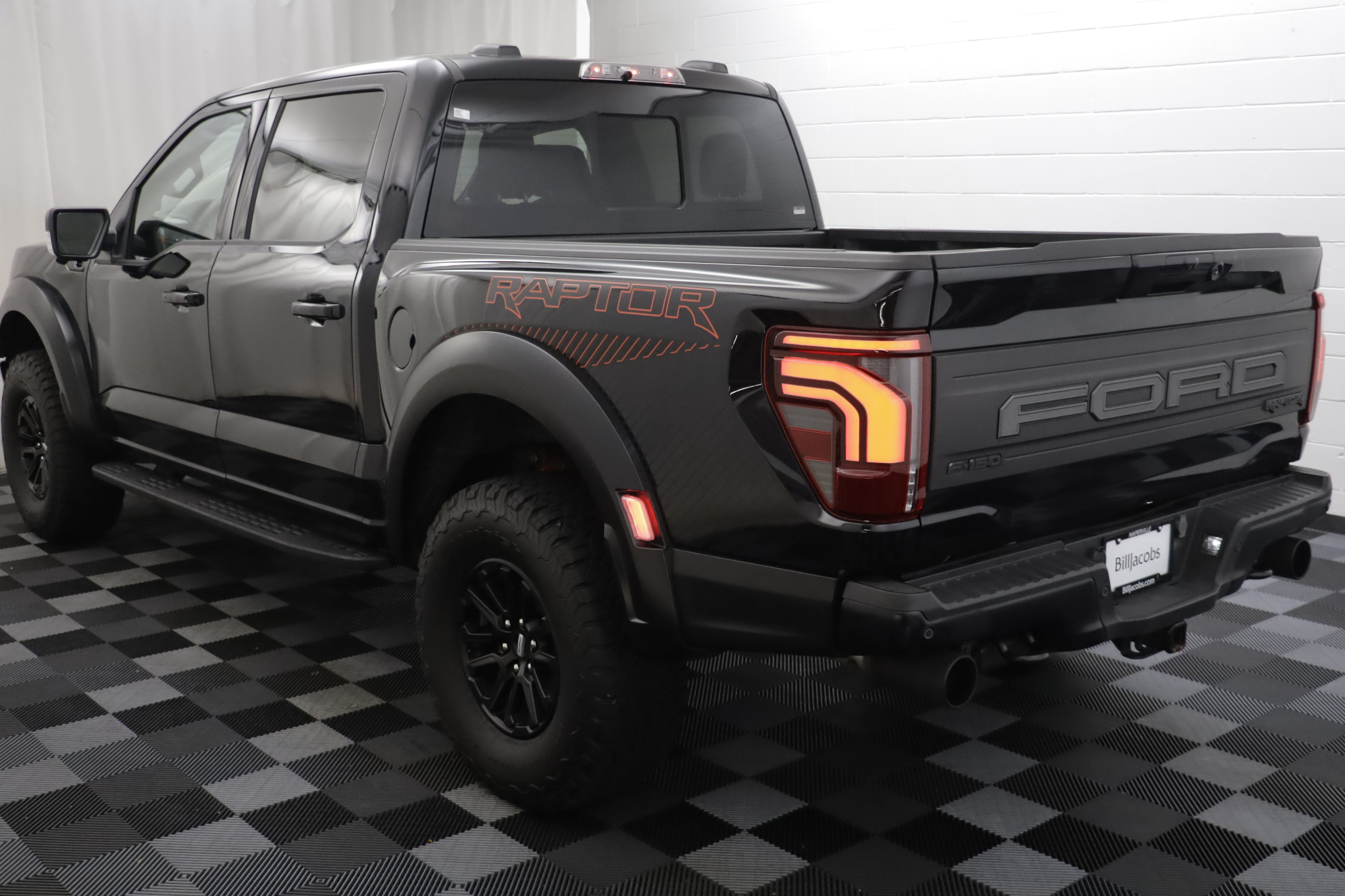 Used 2025 Ford F150 Raptor AWD/4WD image 19