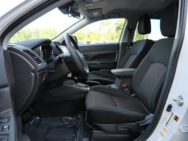 Used 2026 Mitsubishi Outlander Sport ES AWD/4WD image 14