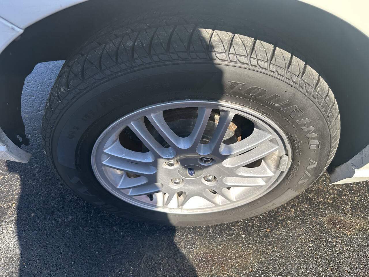 Used 2010 Ford Focus SE FWD image 31