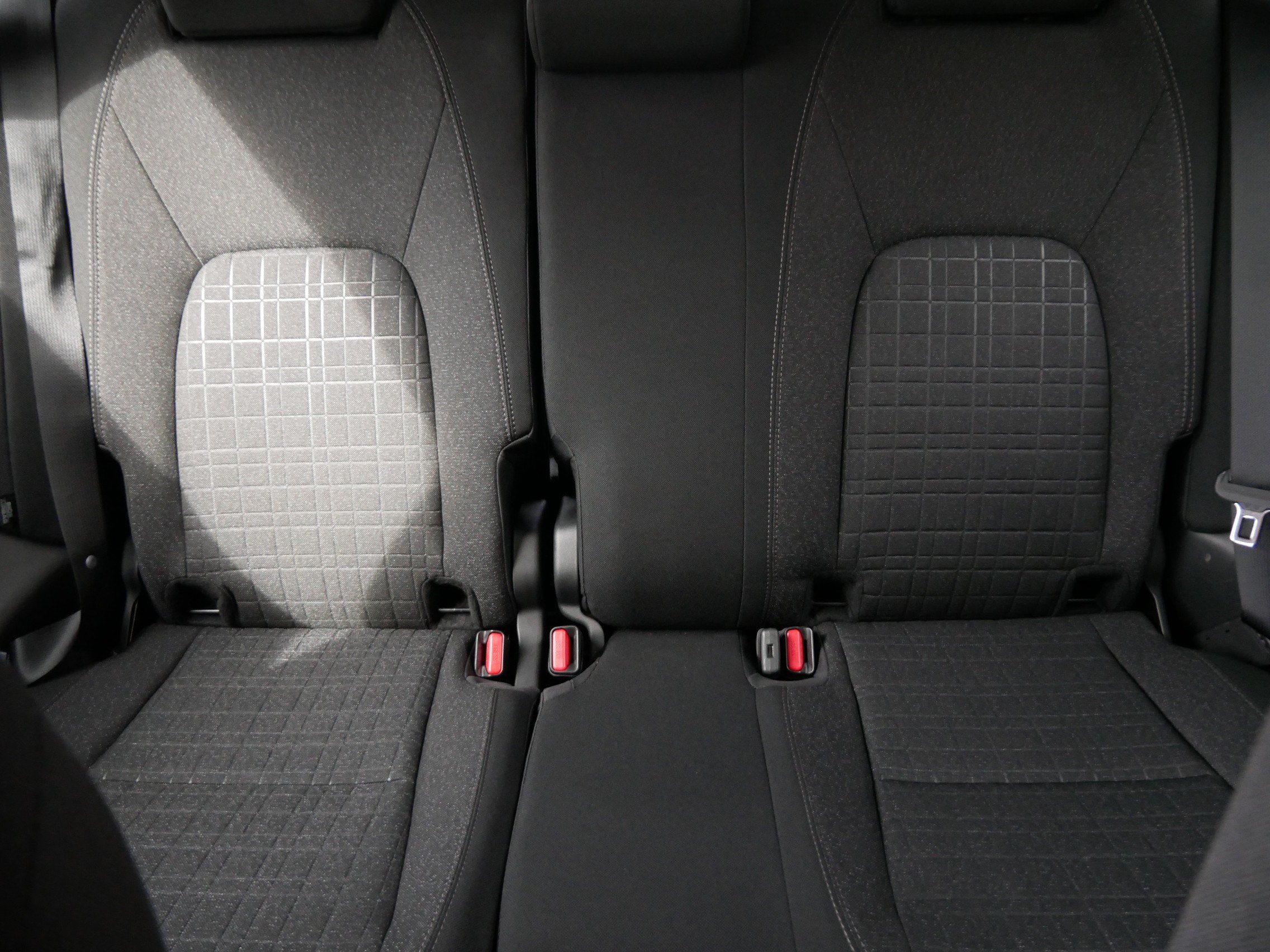 Certified 2027 Honda HR-V LX image 13