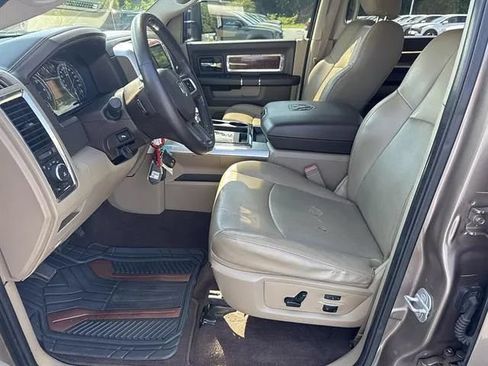 Used 2010 Dodge Ram 1500 Truck Laramie AWD/4WD image 8