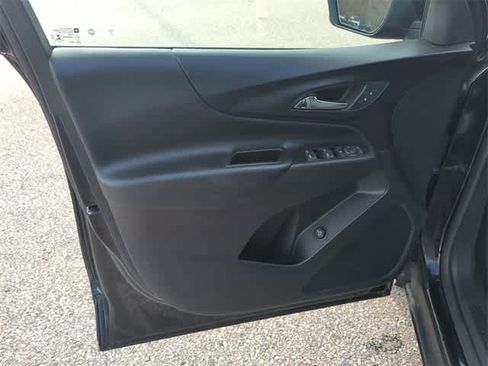 Used 2022 Chevrolet Equinox LT image 21