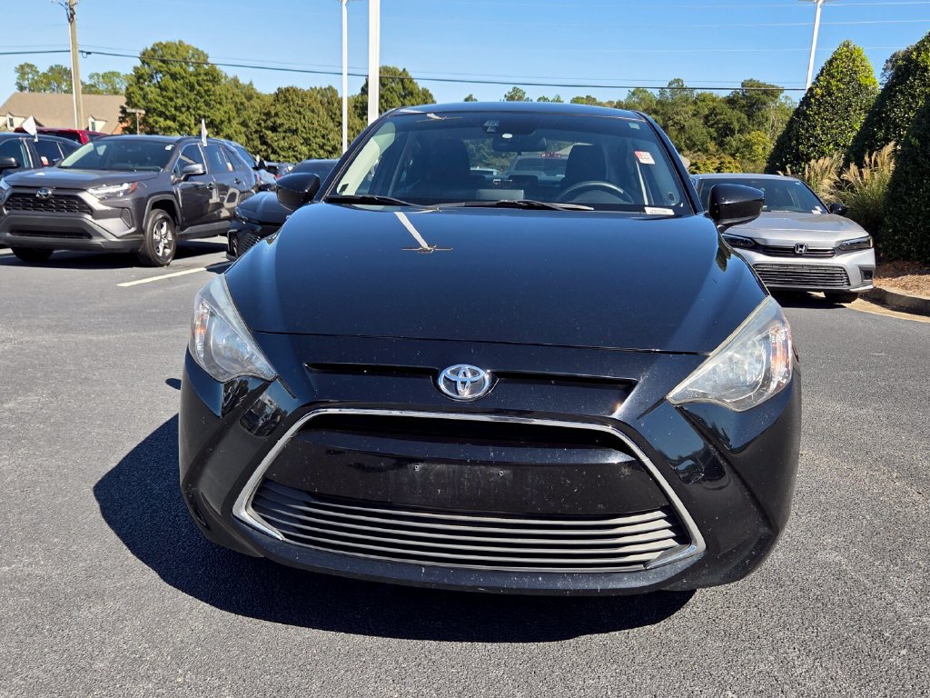 Used 2018 Toyota Yaris iA FWD image 2