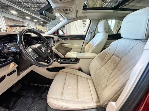 Used 2022 Buick Envision Avenir w/ Technology Package II image 20