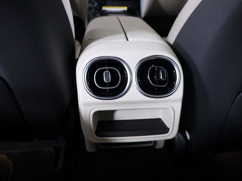 Certified 2025 Mercedes-Benz C 300 4MATIC Sedan image 37