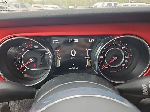 Used 2022 Jeep Wrangler Unlimited Rubicon w/ LED Lighting Group image 18