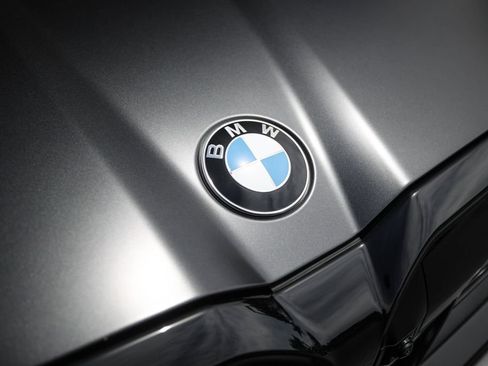 Used 2026 BMW M5 Touring AWD/4WD image 12