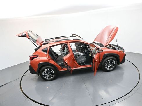 Certified 2025 Subaru Crosstrek 2.0i Premium image 38