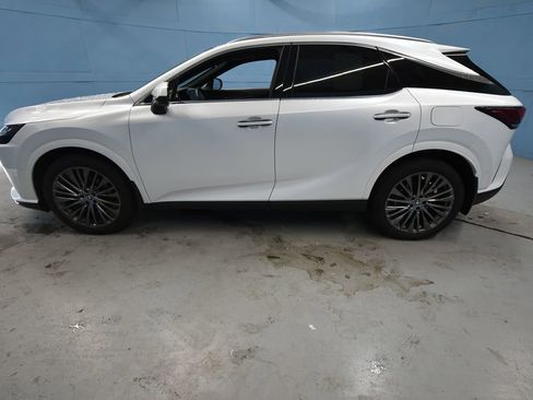 Used 2024 Lexus RX 350h image 27
