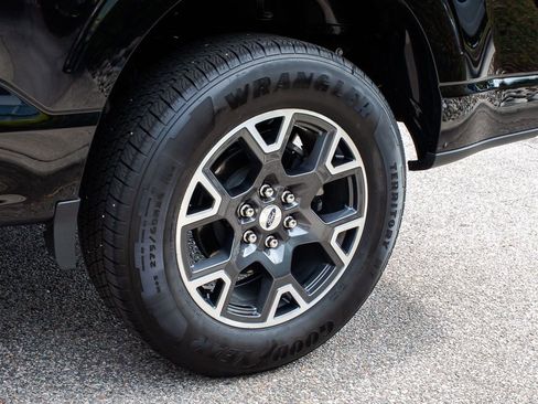 Used 2025 Ford F150 STX w/ Equipment Group 200A image 6