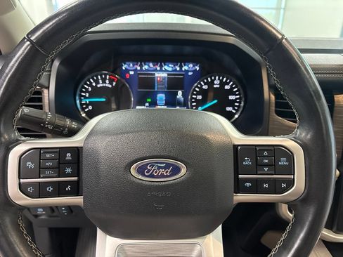 Used 2024 Ford Expedition Limited RWD image 22