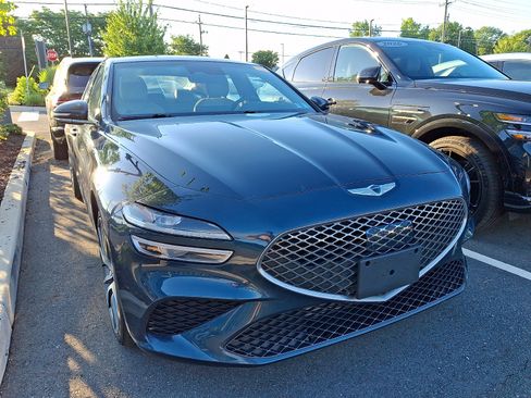 Certified 2023 Genesis G70 2.0T AWD/4WD image 2